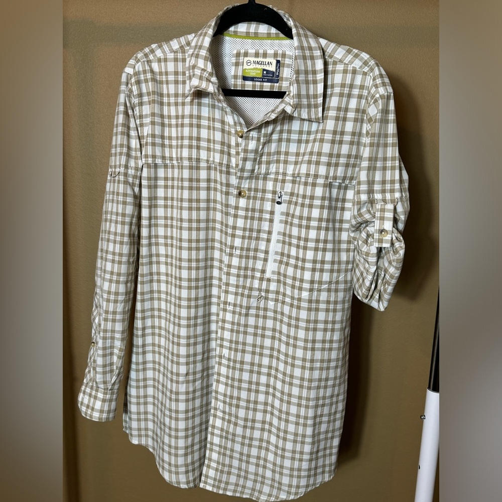 Magellan Adventure Gear Loose Fit Shirt Medium